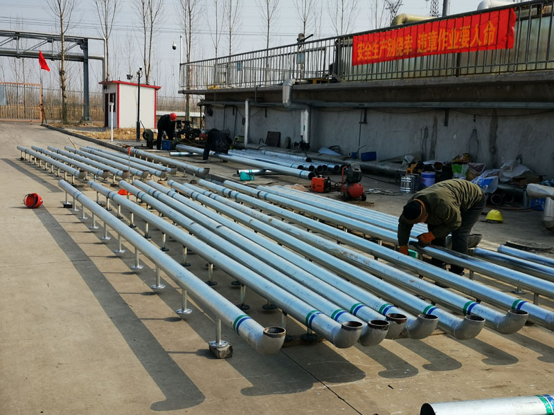 邢臺(tái)寧晉化工廠曝氣器現(xiàn)場(chǎng)組裝--曝氣器工程案例/